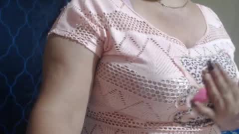 Snapshot of diviina chatting on 06-01-26, 10:44 diviina online show from 06-01-26, 10:44