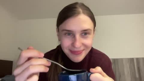 Valerie online show from 02-12-25, 04:22