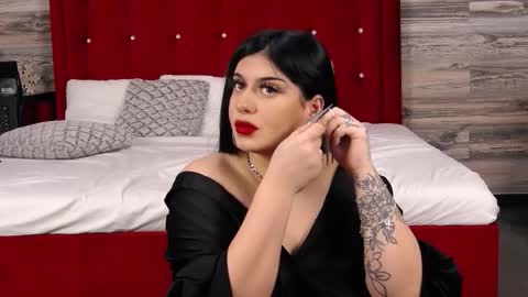 Snapshot of divinearia chatting on 11-09-25, 06:55 Aria online show from 11-09-25, 06:55