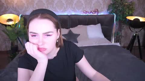 Snapshot of divinejasss chatting on 02-23-25, 11:47 DivineJasss online show from 02-23-25, 11:47