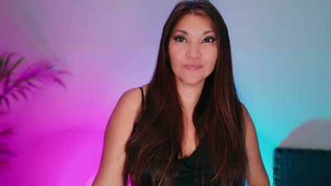 DivineLynn online show from 08-05-26, 05:49