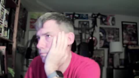 dix_handley_50 online show from 01-08-25, 12:26