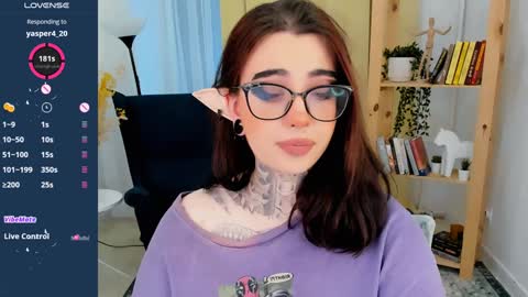 dixipixi_ online show from 12-07-24, 05:59