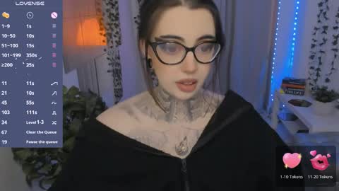 dixipixi_ online show from 05-30-26, 05:59