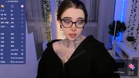 dixipixi_ online show from 07-02-26, 10:21