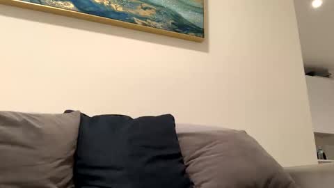 dixkzilla online show from 04-24-26, 04:15