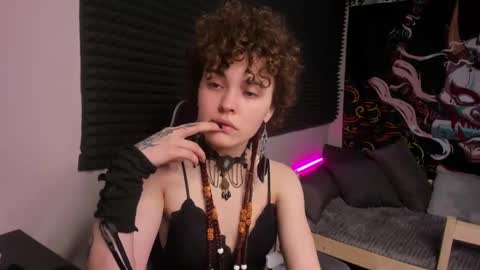 Snapshot of dizer_clop chatting on 03-11-25, 03:34 Dizer online show from 03-11-25, 03:34