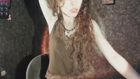 Snapshot of dizer_clop chatting on 11-25-25, 04:40 Dizer online show from 11-25-25, 04:40