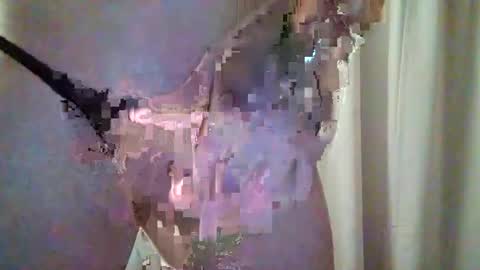 Snapshot of dkj37889 chatting on 02-11-25, 09:25 Kyle online show from 02-11-25, 09:25