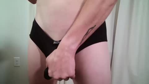 Snapshot of dkj37889 chatting on 10-10-25, 09:14 Kyle online show from 10-10-25, 09:14