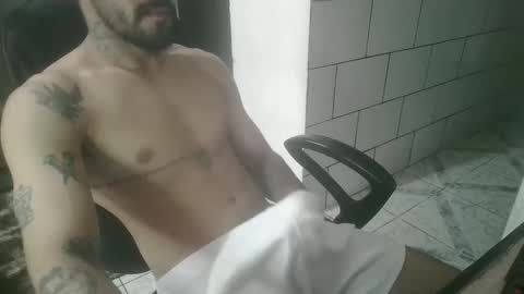 Snapshot of dmacedo96 chatting on 12-03-24, 12:27 AmigodotadoZL online show from 12-03-24, 12:27