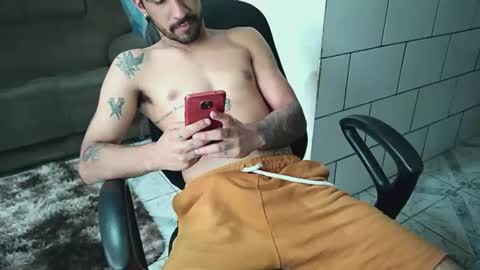 Snapshot of dmacedo96 chatting on 12-24-24, 07:22 AmigodotadoZL online show from 12-24-24, 07:22