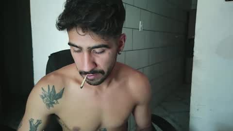 Snapshot of dmacedo96 chatting on 01-08-25, 07:45 AmigodotadoZL online show from 01-08-25, 07:45