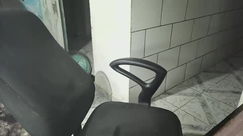 Snapshot of dmacedo96 chatting on 01-22-25, 02:48 AmigodotadoZL online show from 01-22-25, 02:48