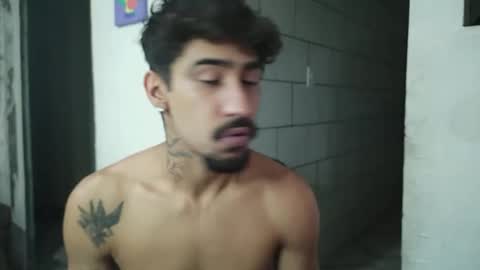 Snapshot of dmacedo96 chatting on 02-14-25, 05:46 AmigodotadoZL online show from 02-14-25, 05:46