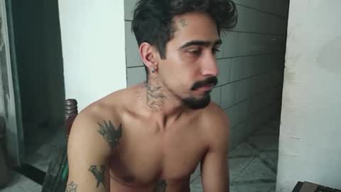 Snapshot of dmacedo96 chatting on 02-18-25, 04:37 AmigodotadoZL online show from 02-18-25, 04:37