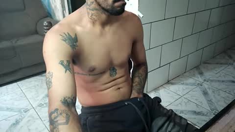 Snapshot of dmacedo96 chatting on 03-07-25, 04:33 AmigodotadoZL online show from 03-07-25, 04:33