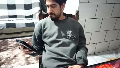 Snapshot of dmacedo96 chatting on 09-18-25, 04:36 AmigodotadoZL online show from 09-18-25, 04:36