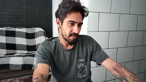 Snapshot of dmacedo96 chatting on 09-26-25, 04:33 AmigodotadoZL online show from 09-26-25, 04:33