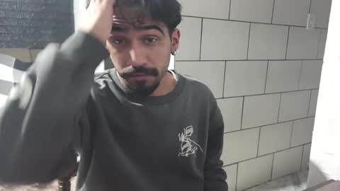 Snapshot of dmacedo96 chatting on 10-19-25, 02:34 AmigodotadoZL online show from 10-19-25, 02:34