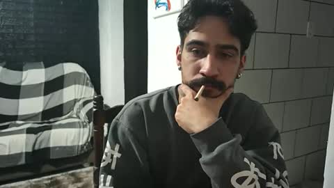 Snapshot of dmacedo96 chatting on 10-25-25, 03:58 AmigodotadoZL online show from 10-25-25, 03:58