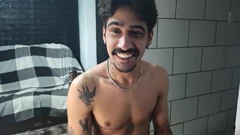 Snapshot of dmacedo96 chatting on 11-03-25, 01:51 AmigodotadoZL online show from 11-03-25, 01:51