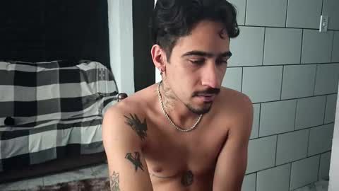 Snapshot of dmacedo96 chatting on 11-04-25, 04:06 AmigodotadoZL online show from 11-04-25, 04:06