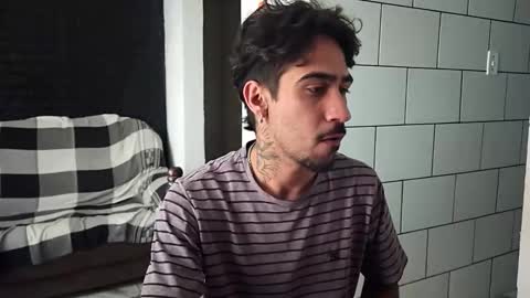 Snapshot of dmacedo96 chatting on 11-08-25, 07:01 AmigodotadoZL online show from 11-08-25, 07:01