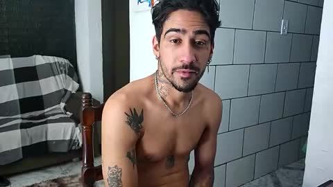 Snapshot of dmacedo96 chatting on 11-12-25, 03:12 AmigodotadoZL online show from 11-12-25, 03:12