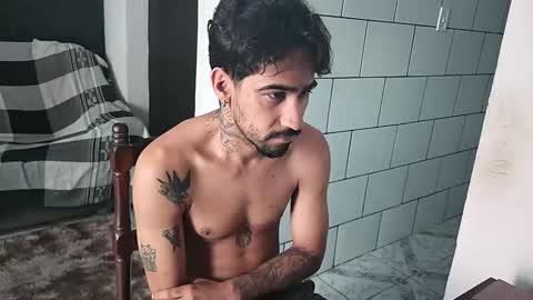 Snapshot of dmacedo96 chatting on 01-15-26, 11:59 AmigodotadoZL online show from 01-15-26, 11:59