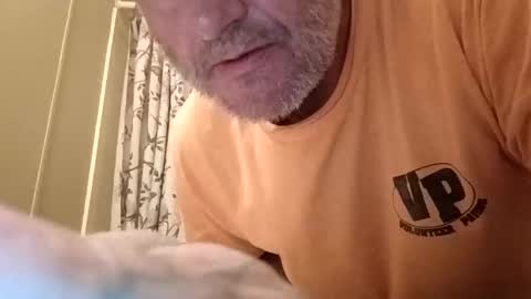 Snapshot of dman52026 chatting on 04-18-26, 05:22 dman52026 online show from 04-18-26, 05:22