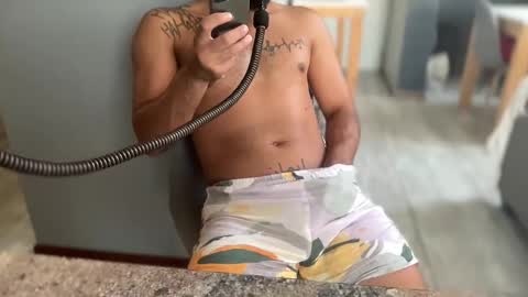 Snapshot of dmitirdarko chatting on 02-14-25, 11:42 Dmitri online show from 02-14-25, 11:42