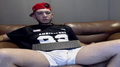 Snapshot of dmtri_fuck21 chatting on 12-15-24, 06:07 JOHAN online show from 12-15-24, 06:07