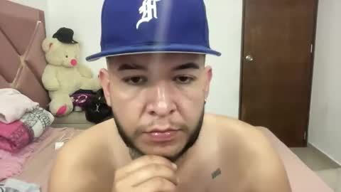 Snapshot of dmtri_fuck21 chatting on 03-11-26, 07:03 JOHAN online show from 03-11-26, 07:03