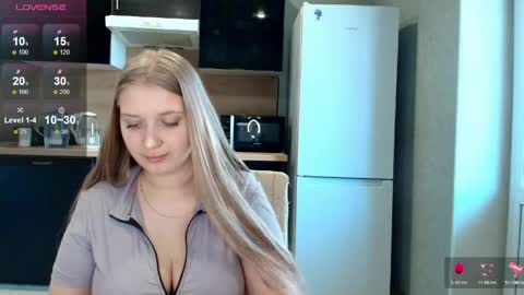 Snapshot of do_u_want_alice chatting on 05-21-26, 07:59 Alice online show from 05-21-26, 07:59