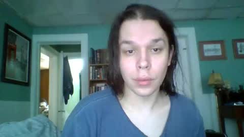 Snapshot of dobb582726 chatting on 10-19-25, 05:13 dobb582726 online show from 10-19-25, 05:13