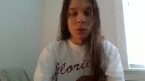 Snapshot of dobb582726 chatting on 12-05-25, 06:26 dobb582726 online show from 12-05-25, 06:26