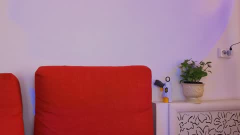 Snapshot of dobrovoritel chatting on 04-27-26, 06:55 Robert online show from 04-27-26, 06:55