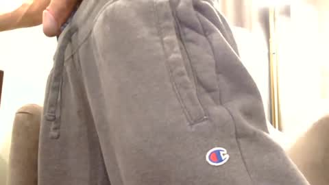 Snapshot of docksquirt chatting on 09-27-25, 11:43 Docksquirt online show from 09-27-25, 11:43