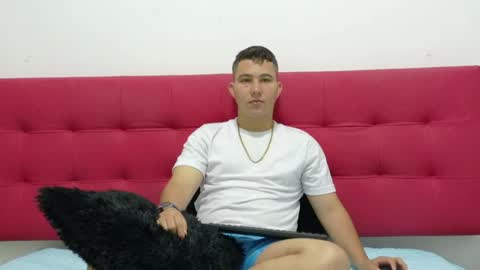 01 online show from 05-19-26, 11:27