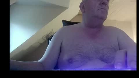 doggy2629 online show from 04-13-26, 05:29