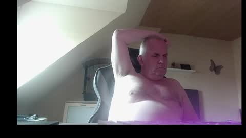 doggy2629 online show from 04-20-26, 04:32