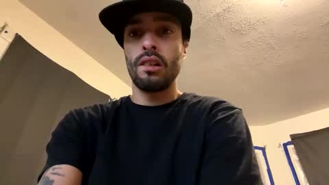 Snapshot of doingmek9 chatting on 01-06-25, 11:40 doingmek9 online show from 01-06-25, 11:40