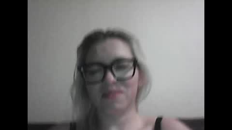 dolce_tempt online show from 12-04-25, 07:33