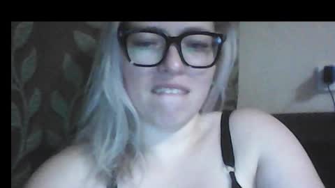 Snapshot of dolce_tempt chatting on 02-05-26, 07:29 dolce_tempt online show from 02-05-26, 07:29