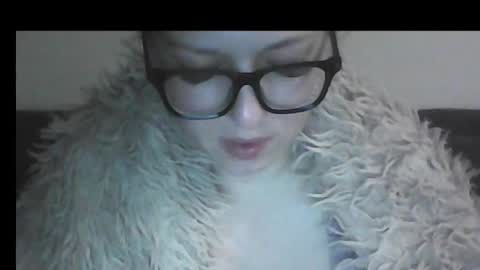 Snapshot of dolce_tempt chatting on 03-10-26, 07:41 dolce_tempt online show from 03-10-26, 07:41