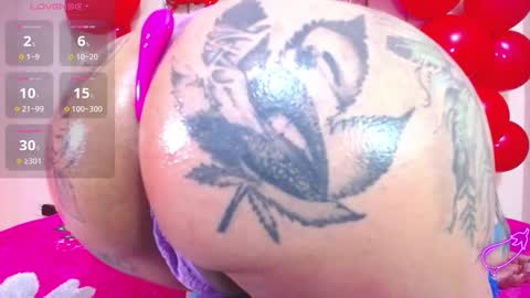 Heilen Niikol online show from 02-14-25, 03:47