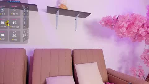 doll_isa_ online show from 12-22-25, 06:49