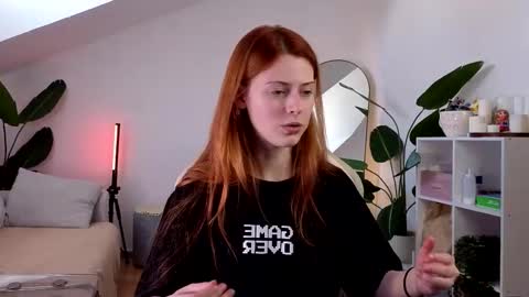 Your doll Lesli online show from 10-10-25, 09:19