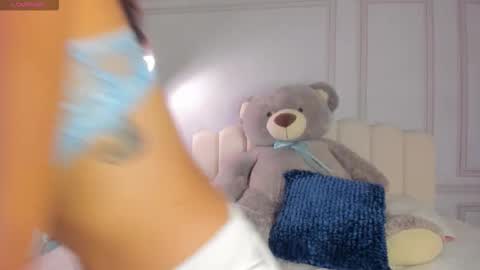 doll_meyleer22 online show from 10-20-25, 11:32